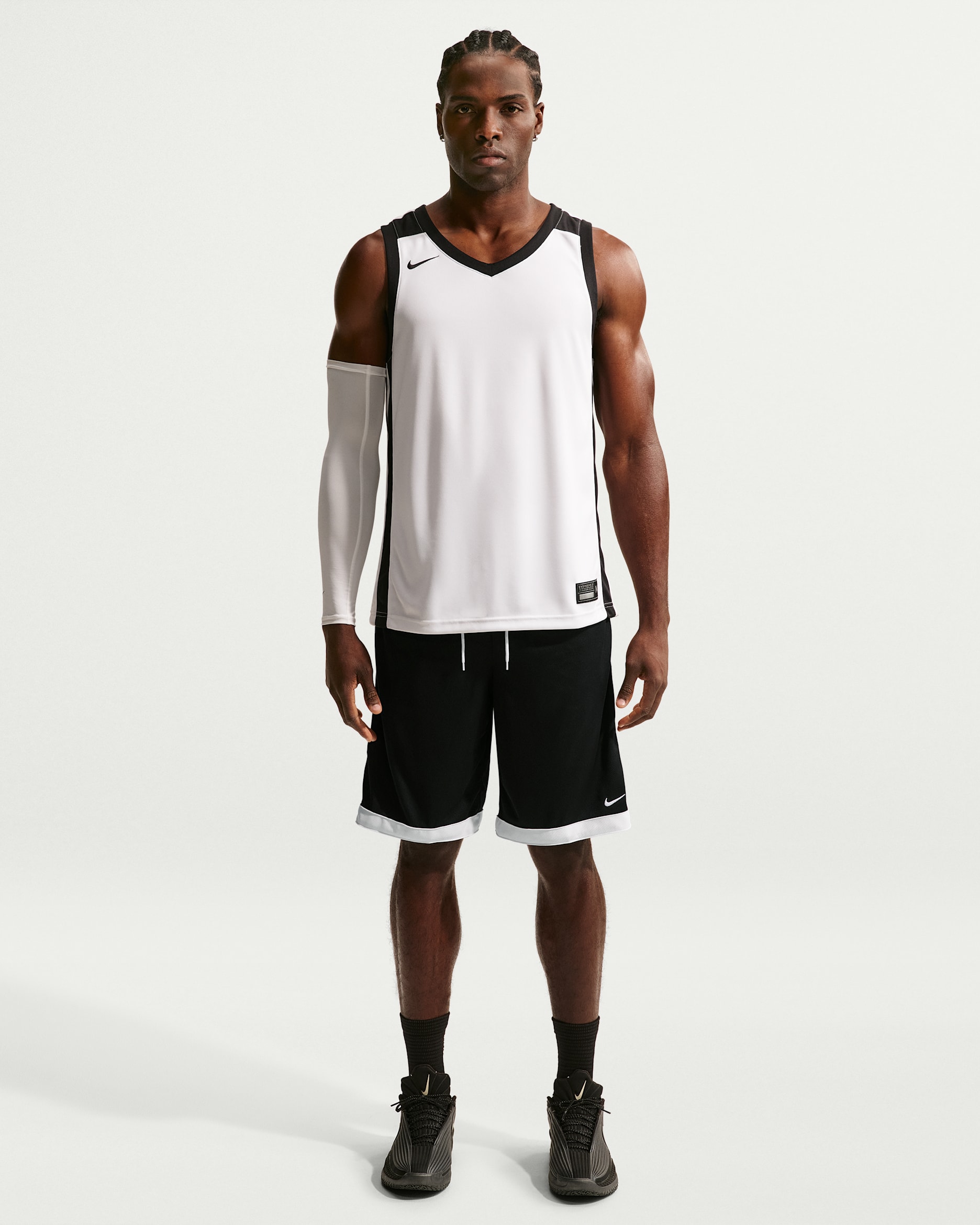 Nike DNA Academy — Black/White/White