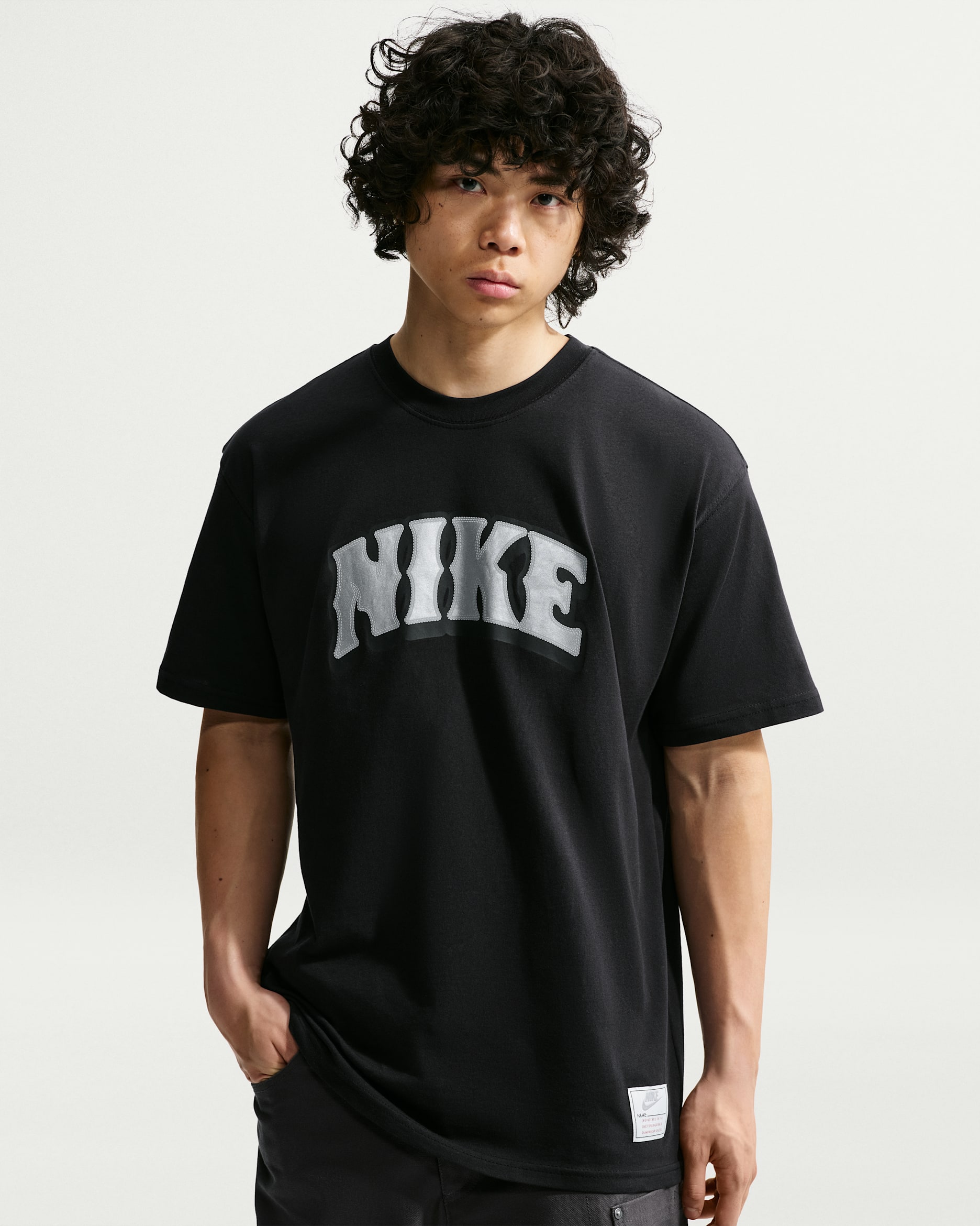 Nike Sportswear — Black