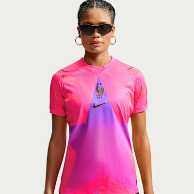 FFF 2026 Stadium Goalkeeper — Hyper Pink/Sunset Pulse/Bright Violet/Black