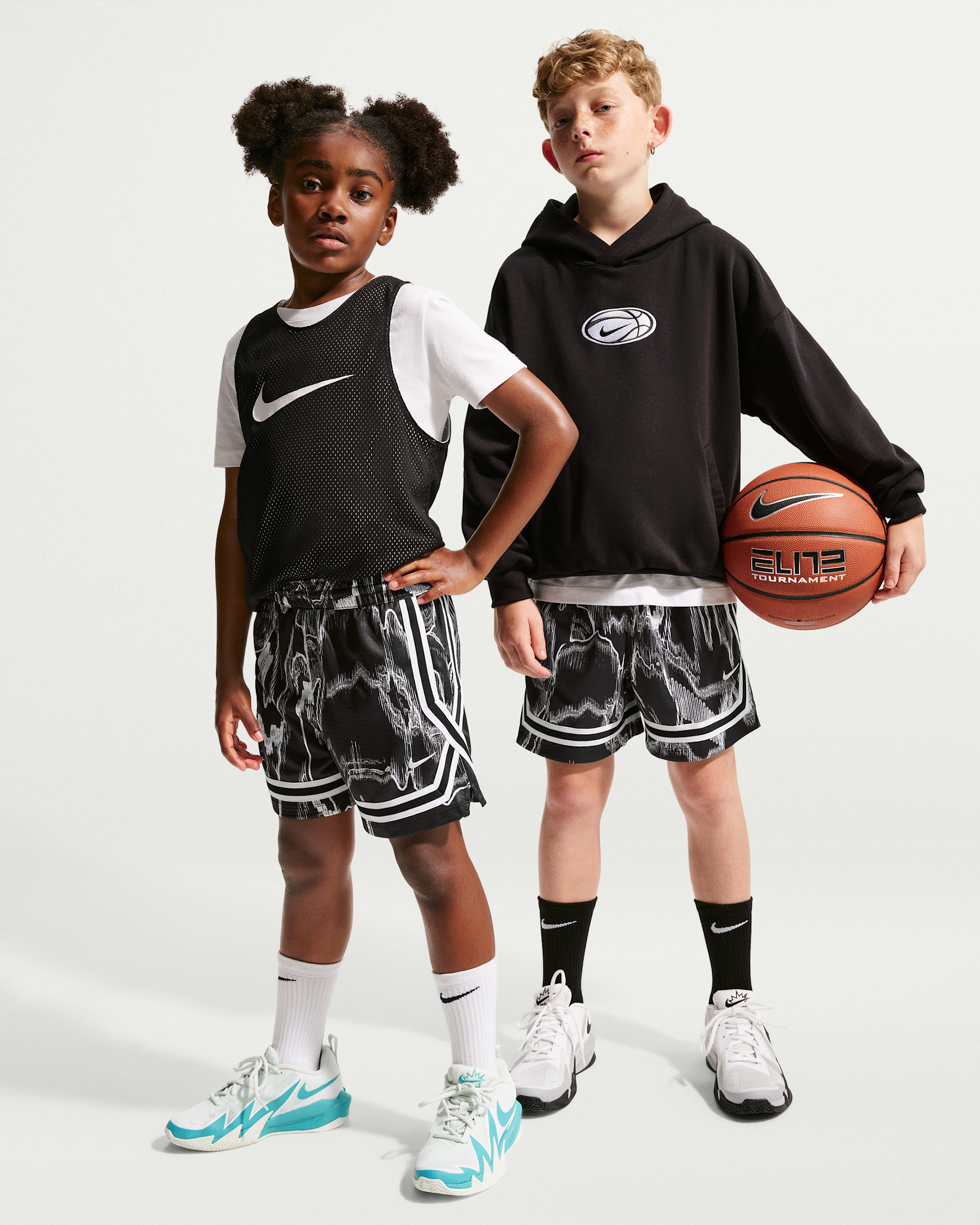 Nike Crossover — Black/White