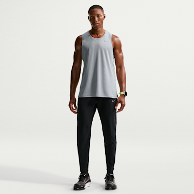 Nike Stride — Black