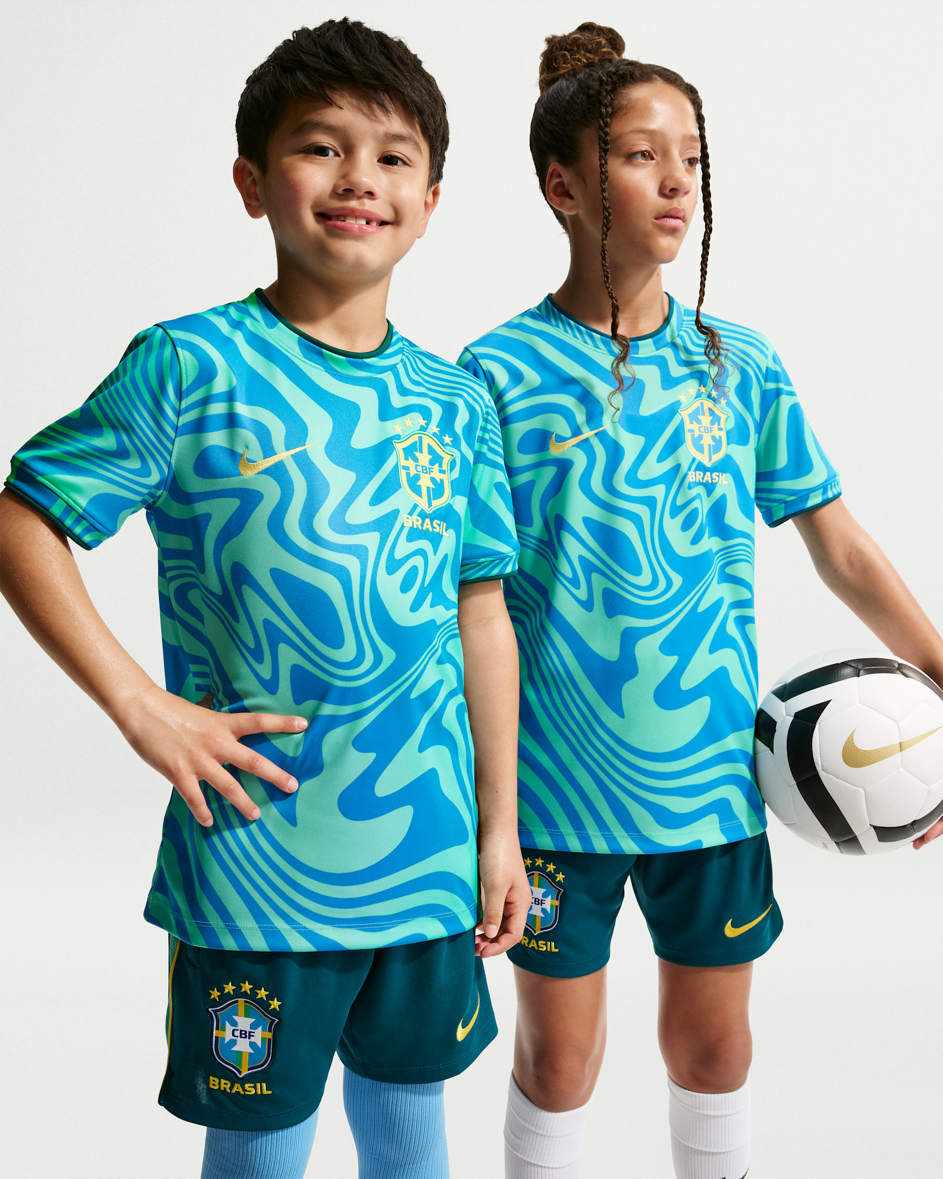 Brazil — Light Menta/Light Photo Blue/Canary