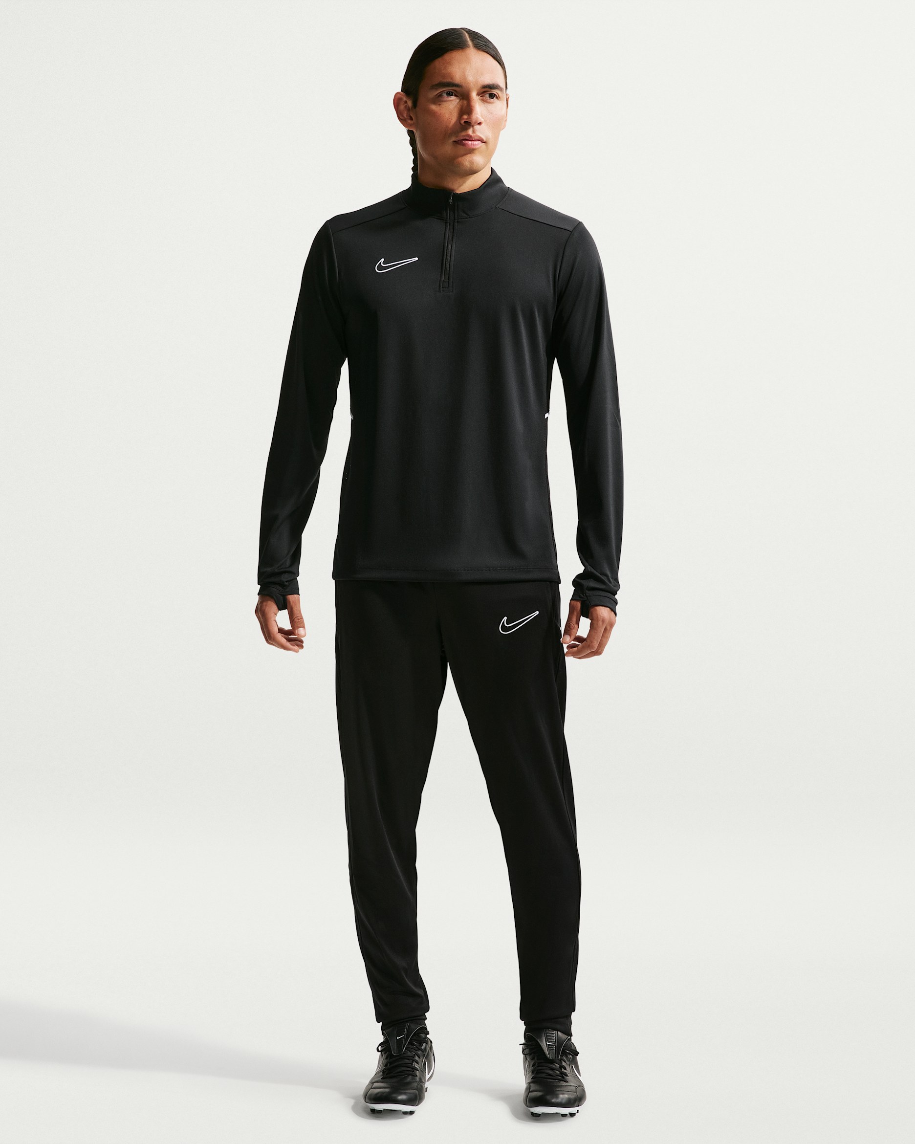 Nike Academy — Black/Black/White