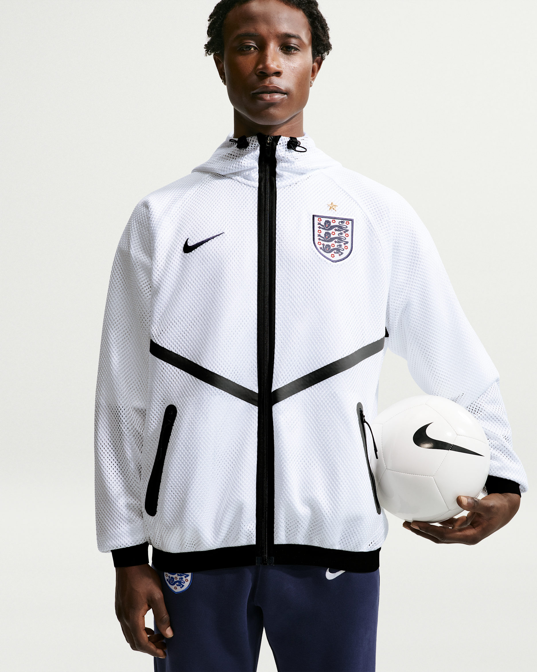 England — White/Black/Obsidian