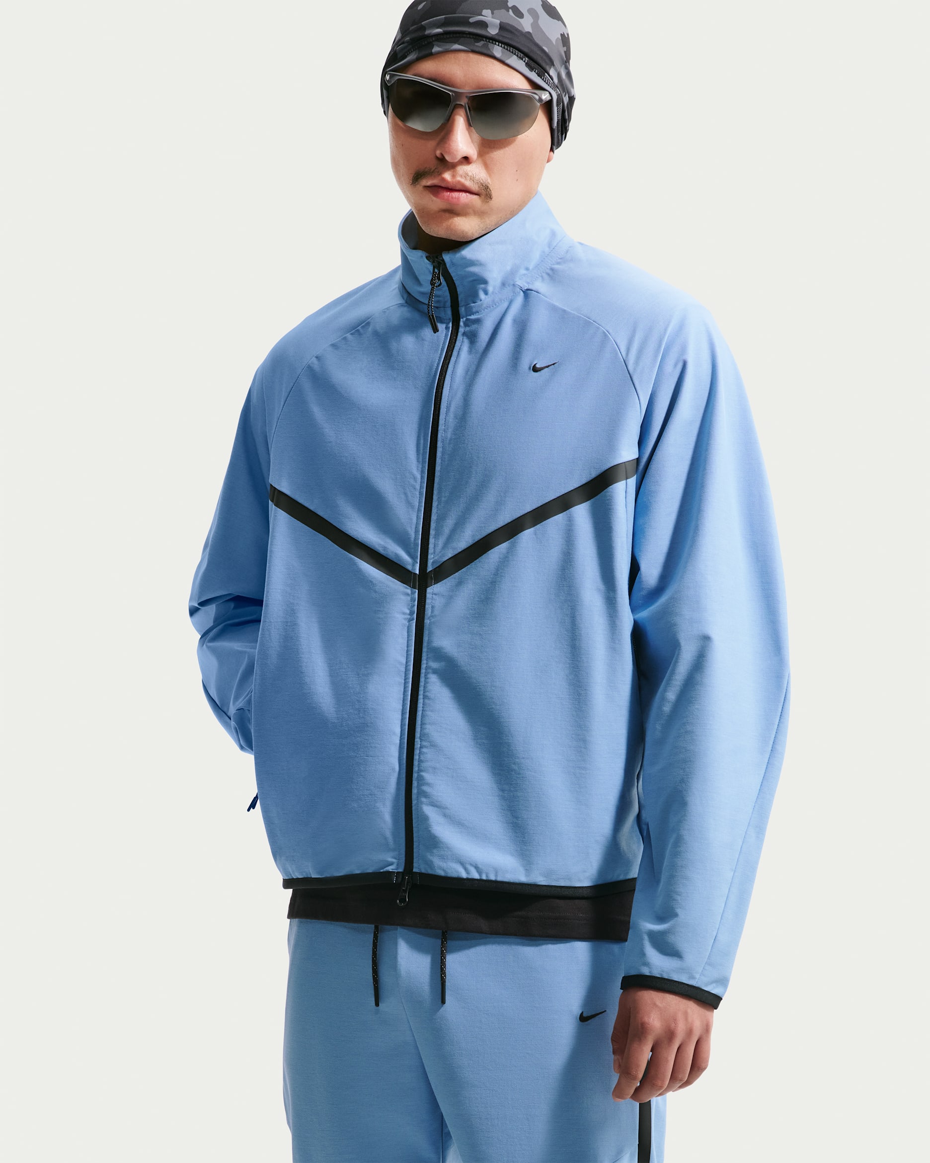 Nike Sportswear Tech — Work Blue/Black