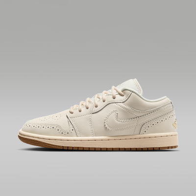 Air Jordan 1 Low SE — Chalk/Metallic Gold/Pearl White/Chalk