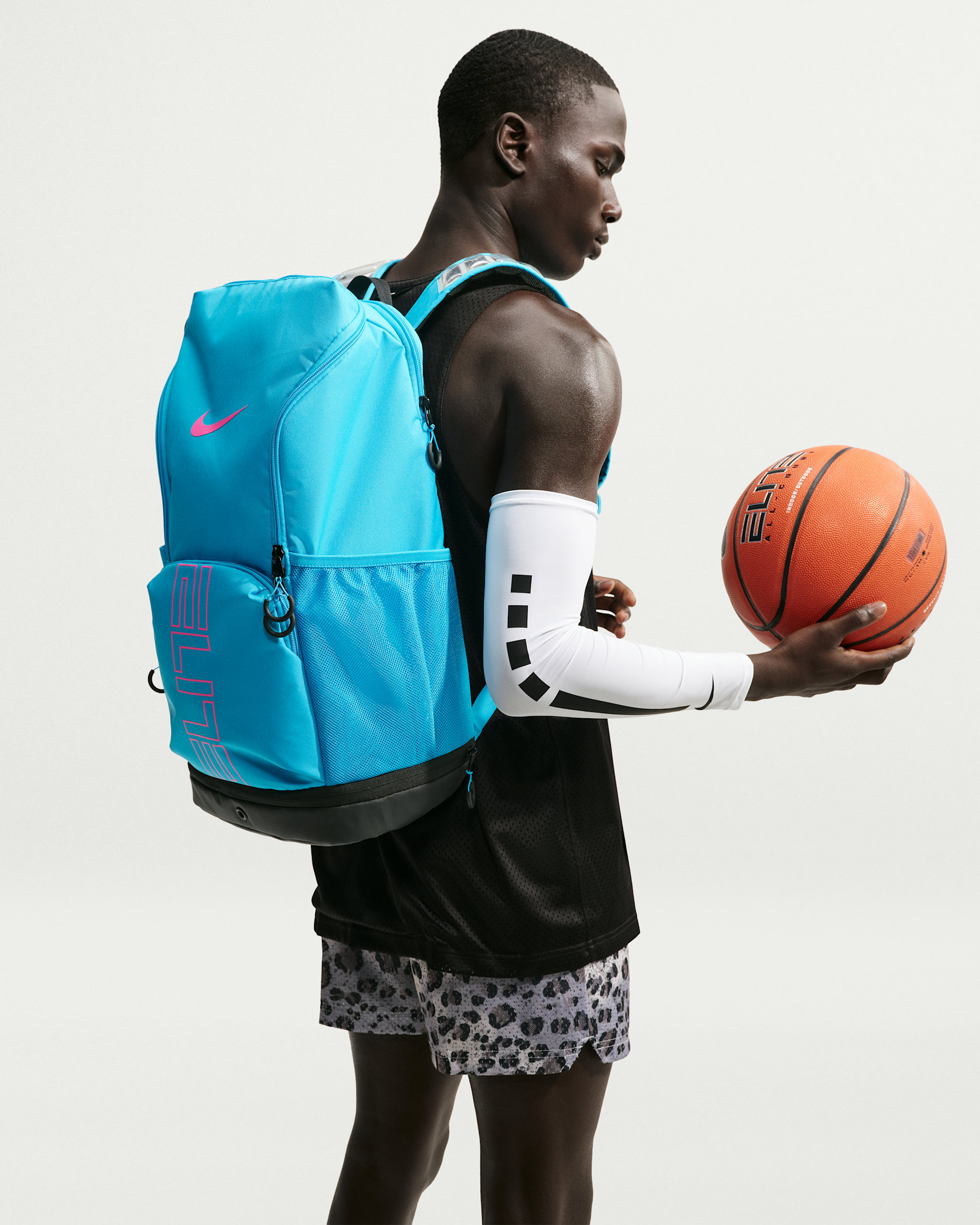 Nike Varsity Elite — Light Current Blue/Black/Laser Fuchsia