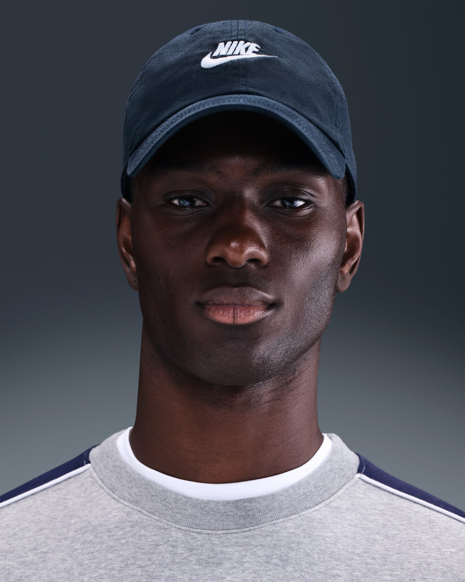 Nike Club — Obsidian/White
