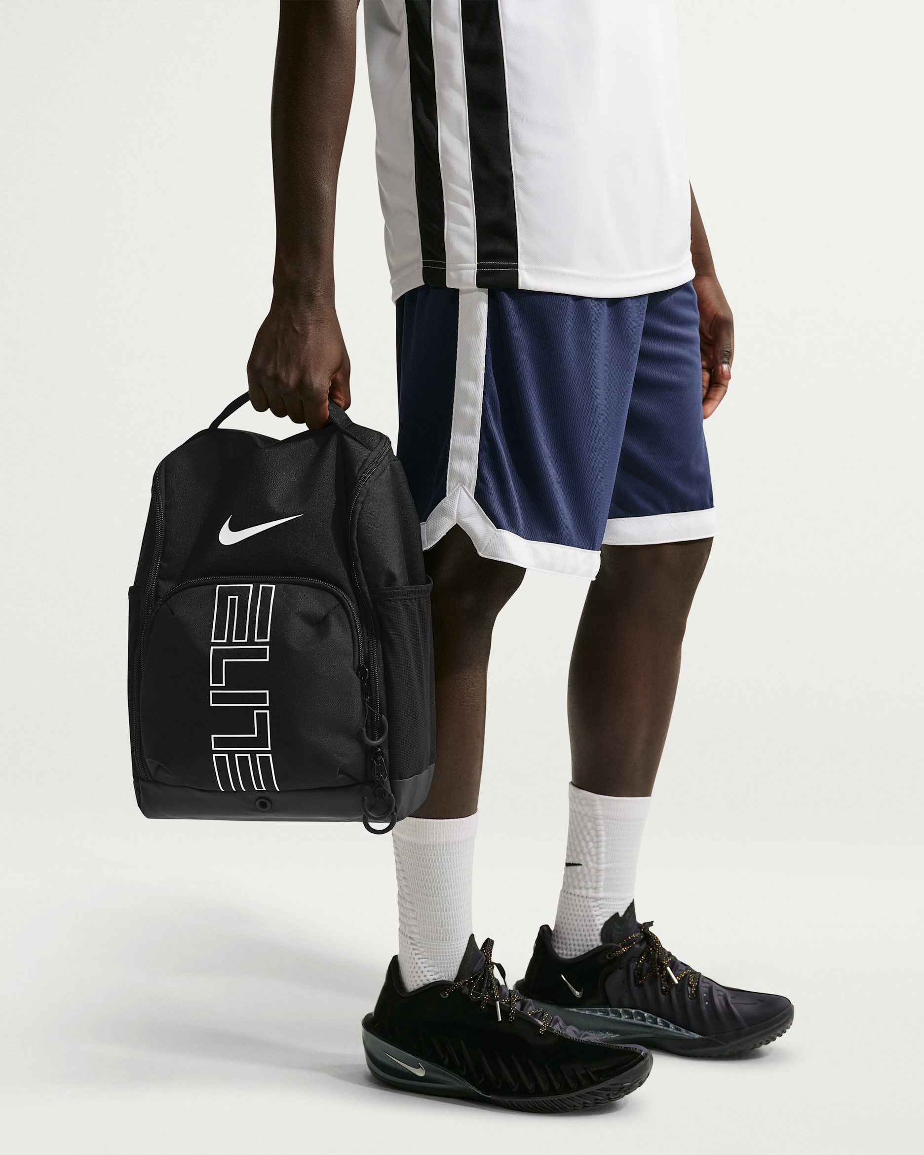 Nike Varsity Elite — Black/Black/Metallic Silver