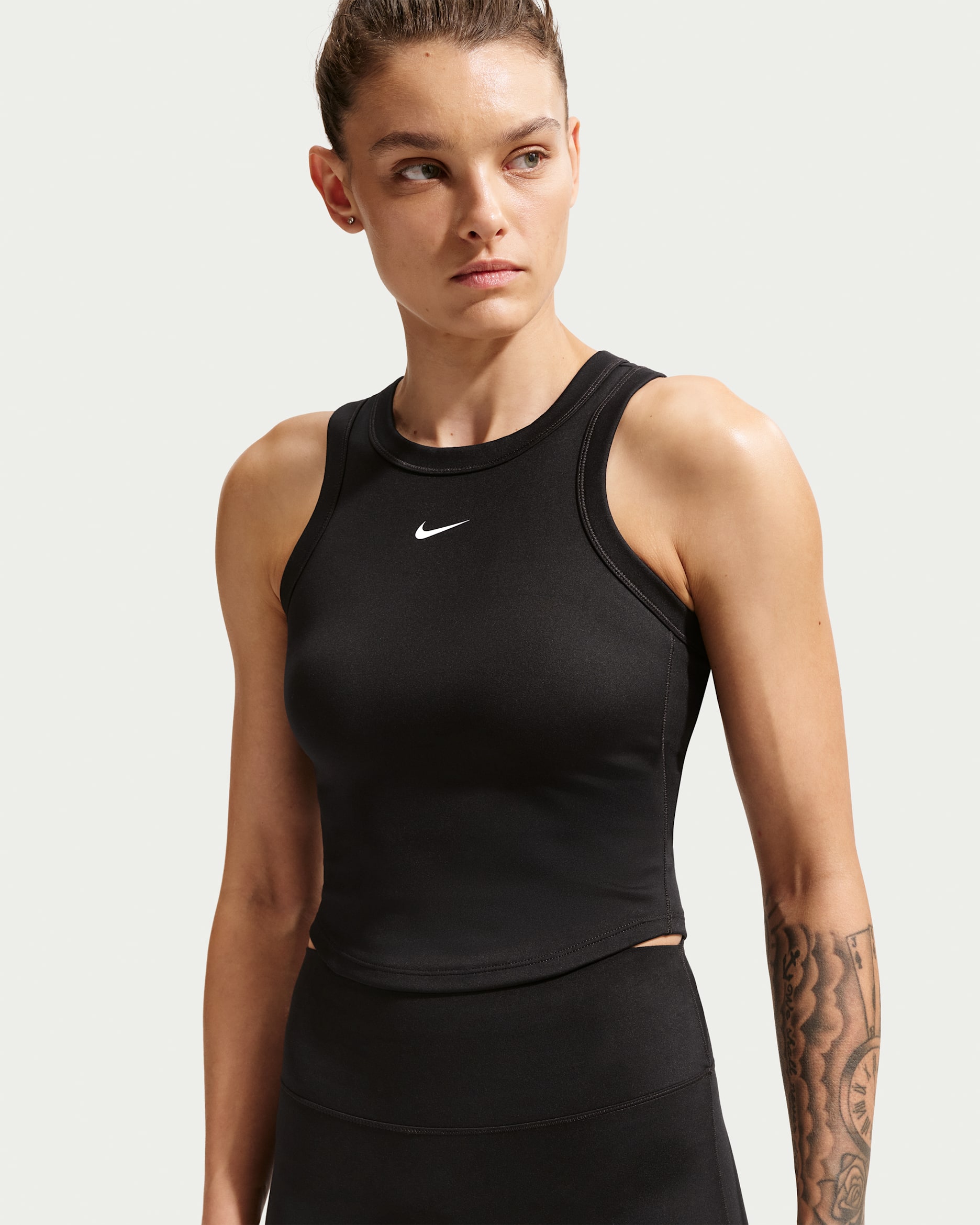Nike One Fitted — Black/White