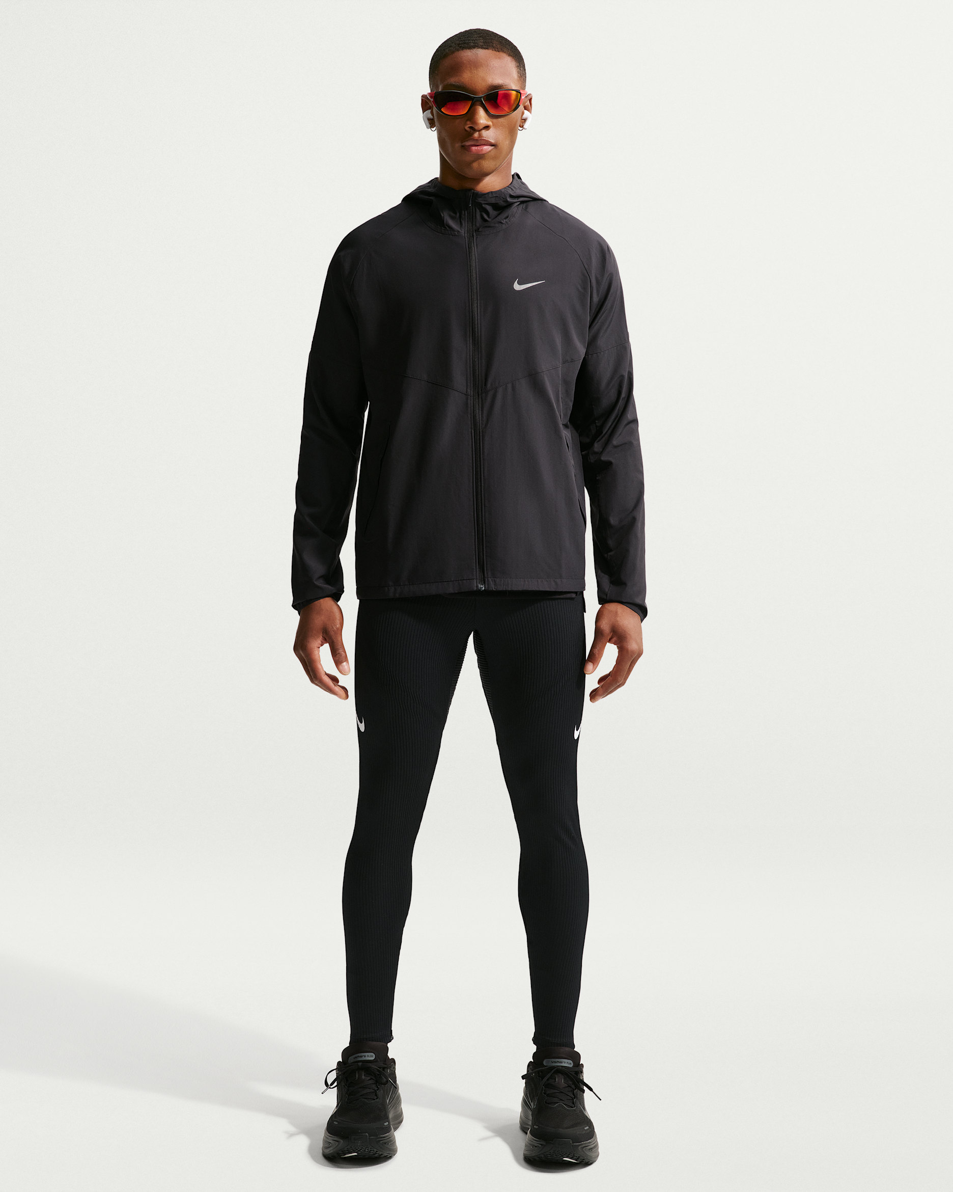 Nike AeroSwift — Black/Summit White