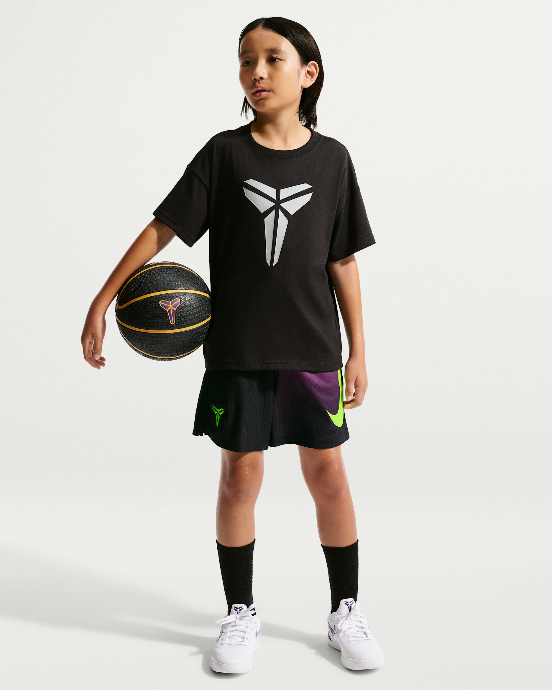Kobe — Black
