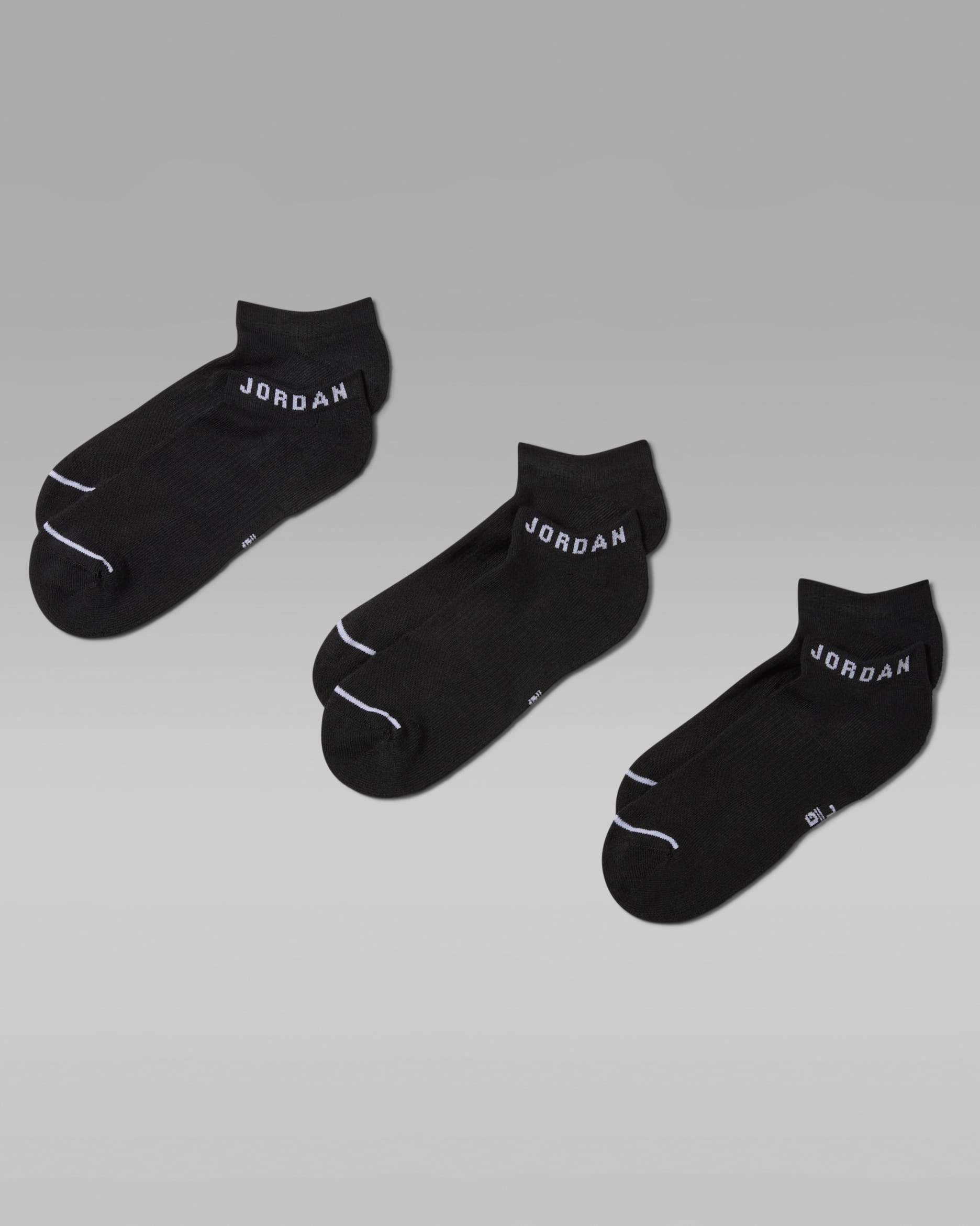 Jordan — Black/White