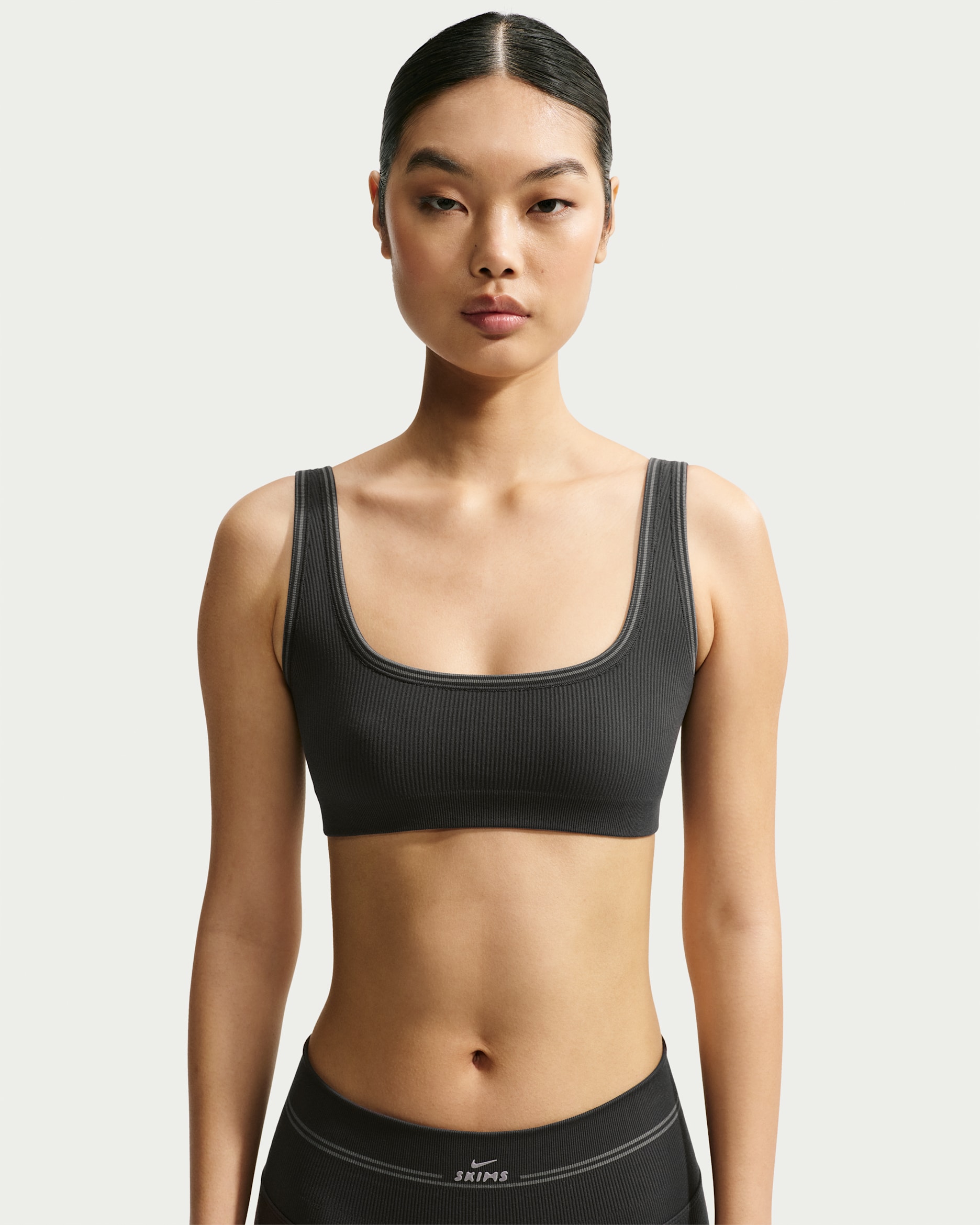 NikeSKIMS Ribbed Seamless — NSKM Obsidian/NSKM Armor