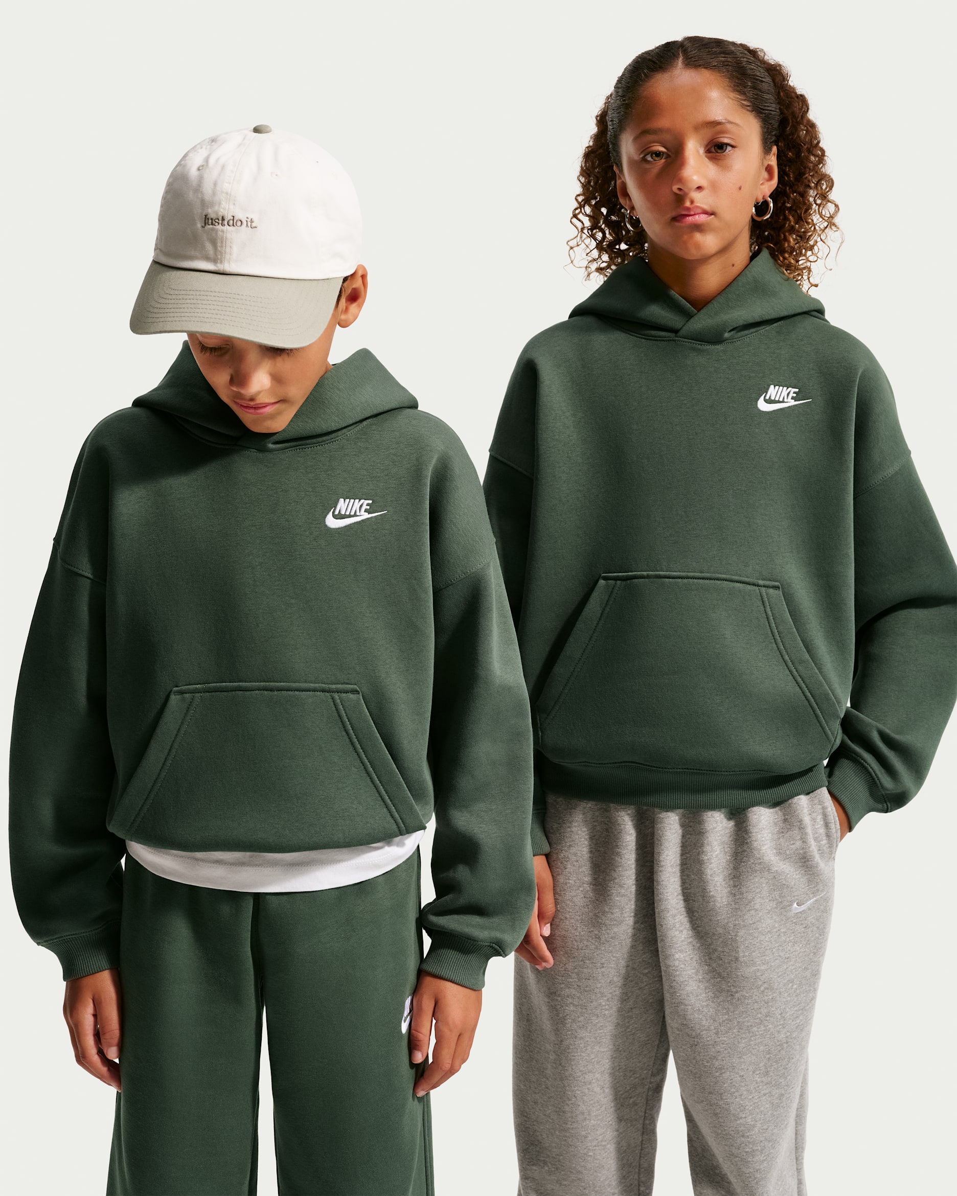 Nike Sportswear Club Fleece — Camo Green/White