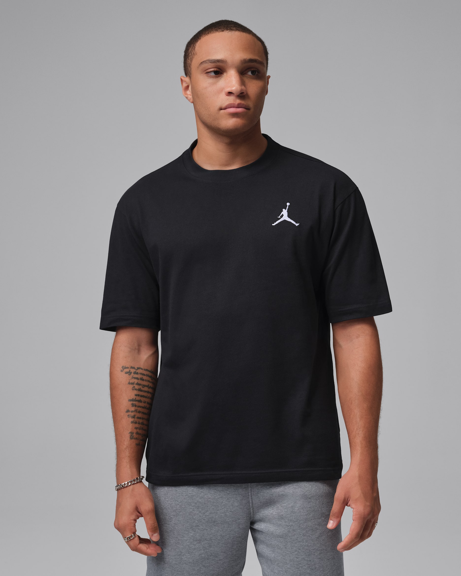 Jordan — Black/White