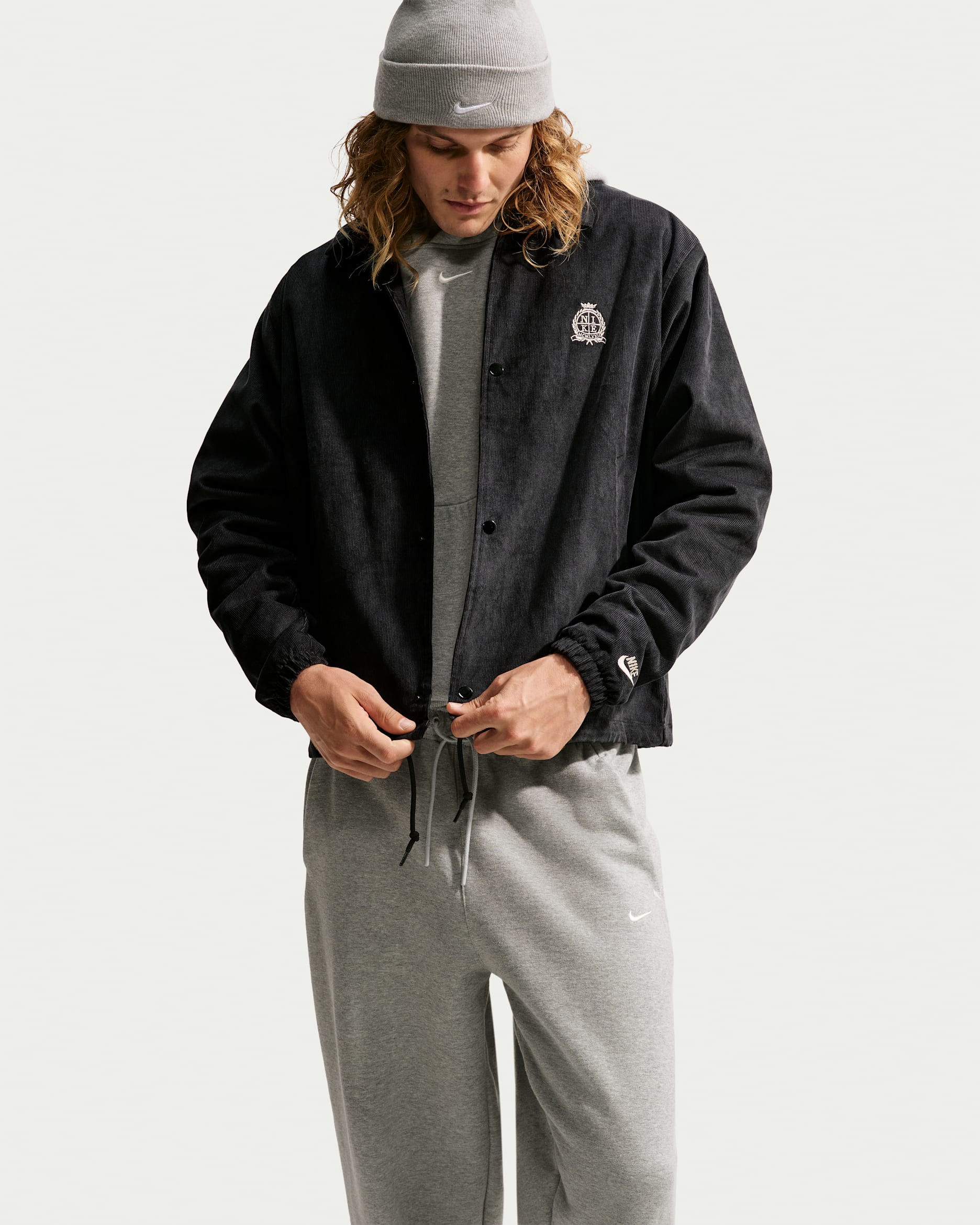 Nike Club — Black/Sand Drift