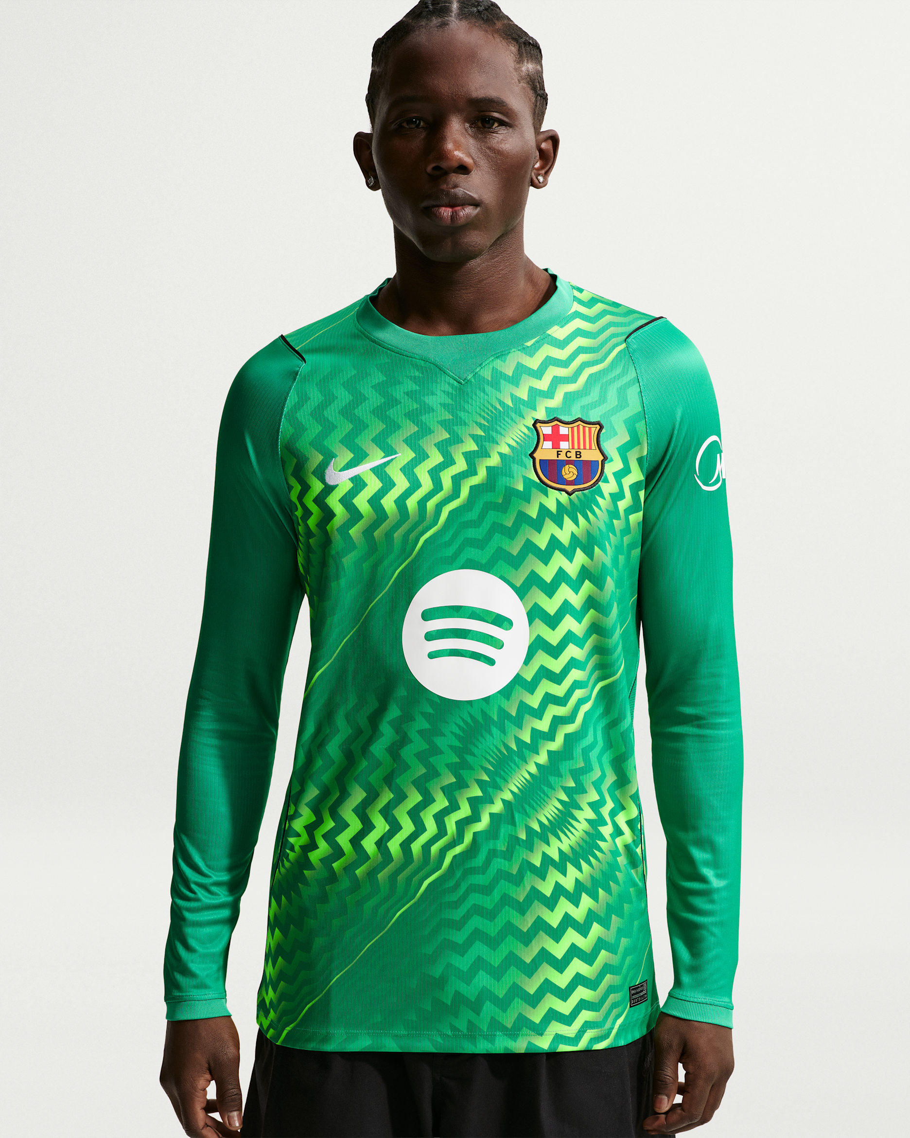 F.C. Barcelona 2026/27 Stadium Goalkeeper — Stadium Green/Stadium Green/Black/White