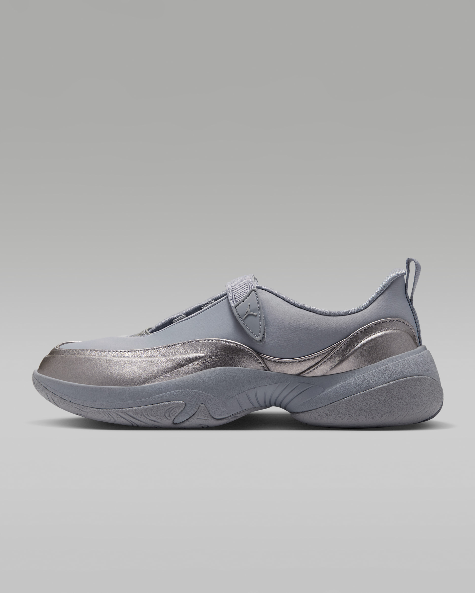 Jordan Pointe — Metallic Silver/Smoke Grey/Photon Dust