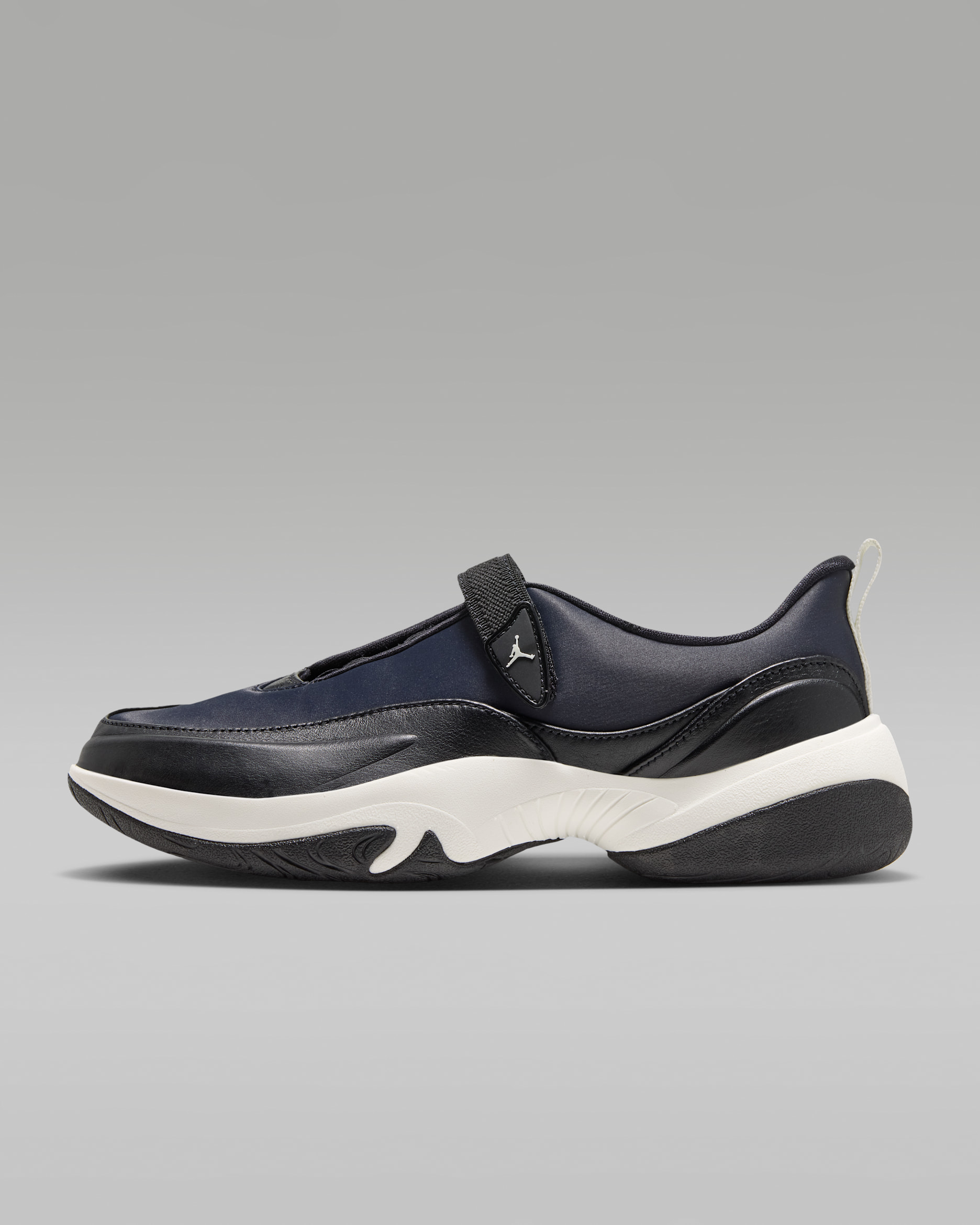 Jordan Pointe — Black/Sail