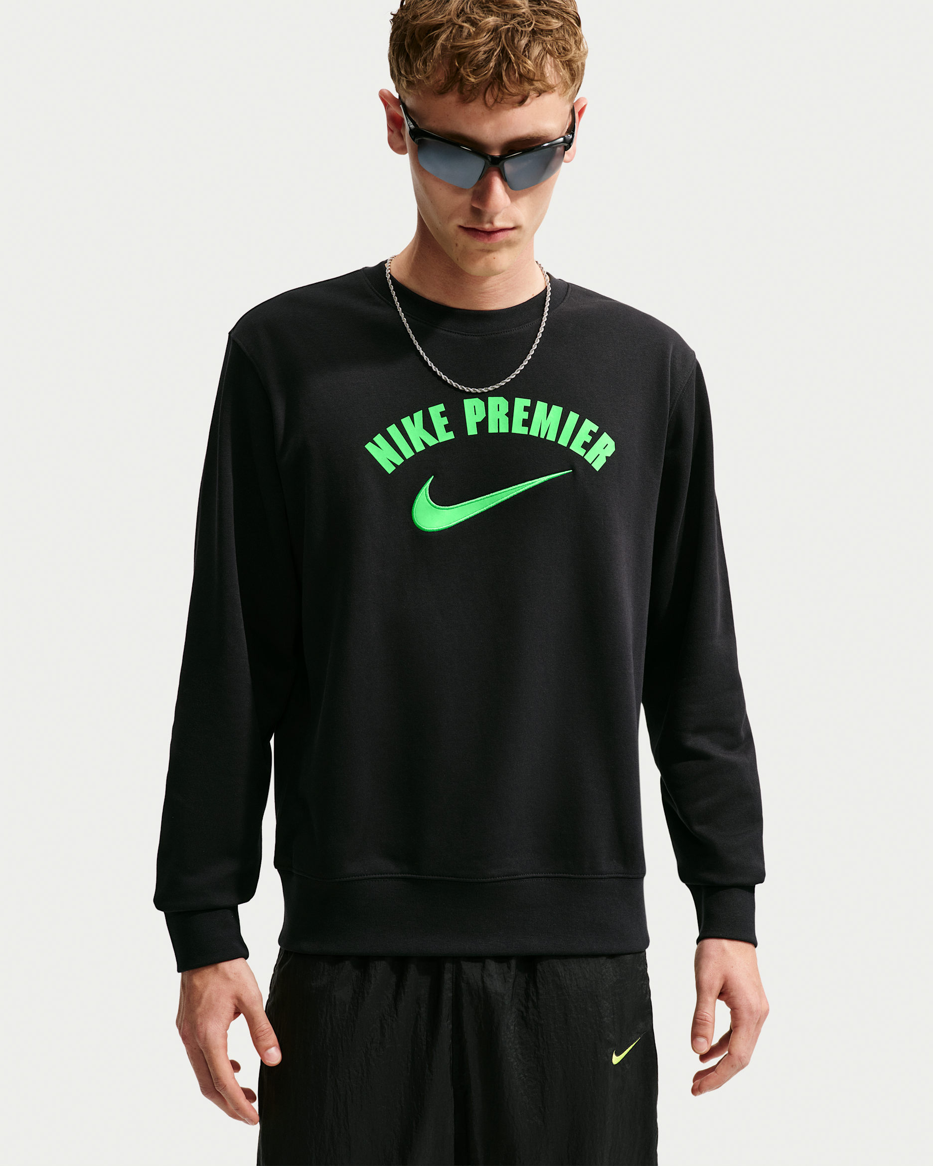 Nike Premier — Black/Illusion Green